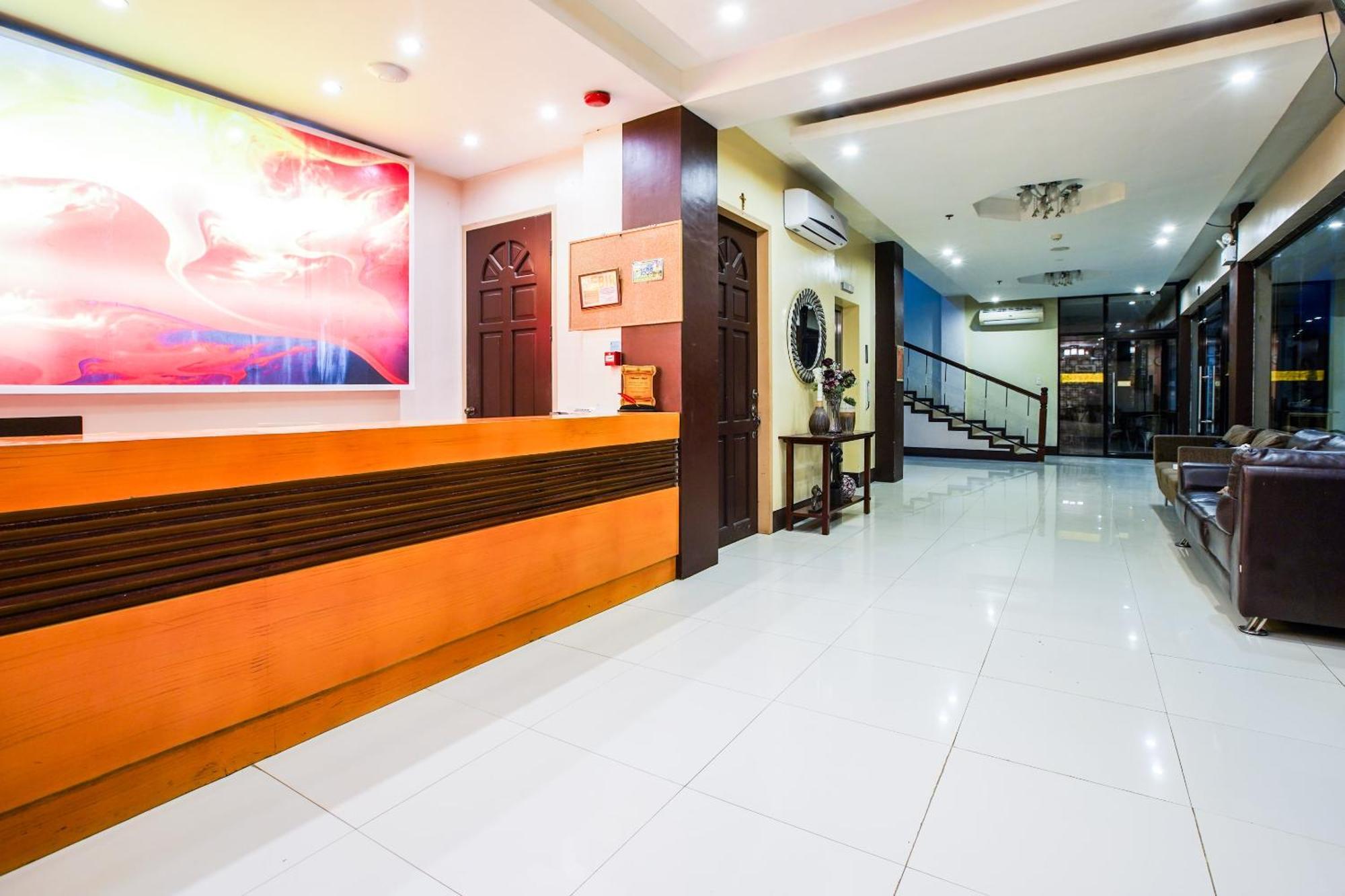Oyo 236 Hotel Edmundo Pototan Buitenkant foto